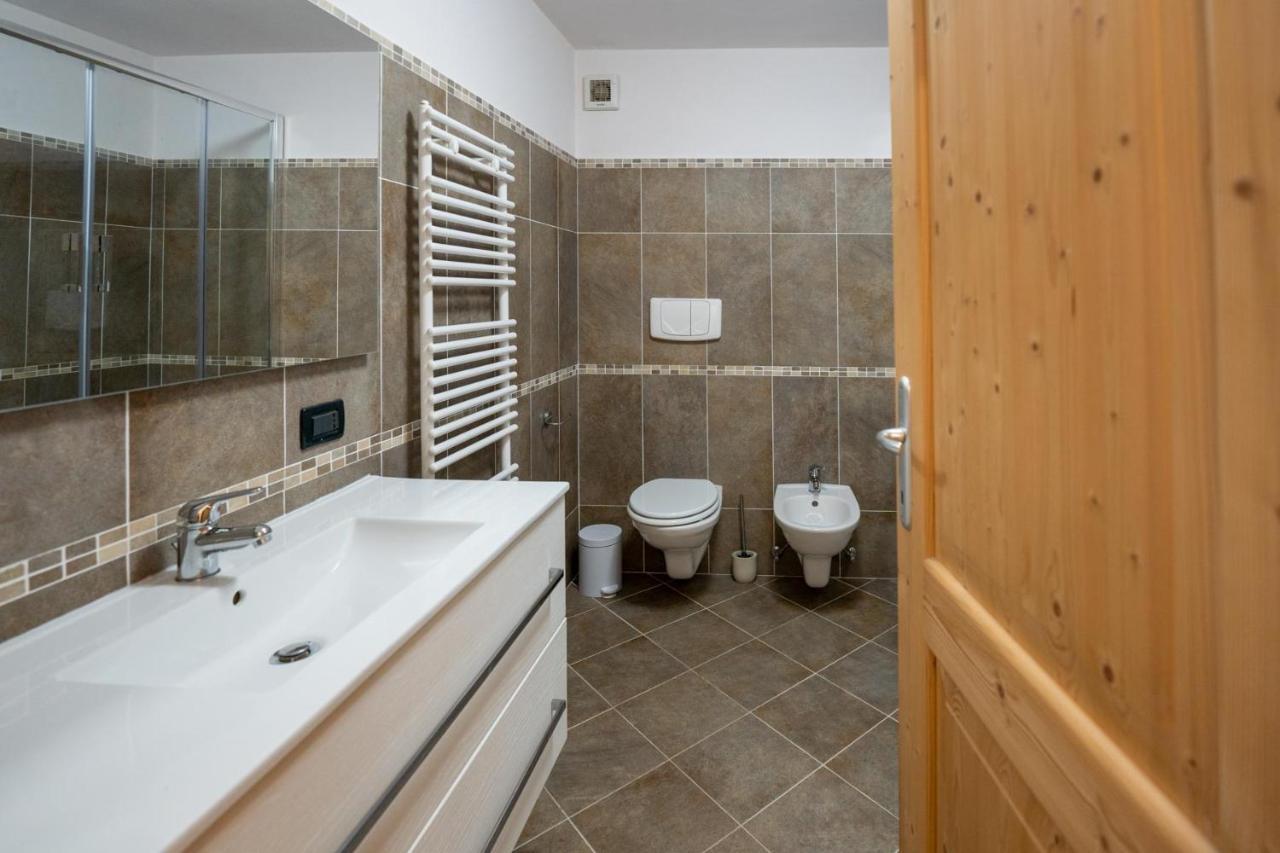Casa Beba - Agenzia Dolomiti Affitti Apartment Cavalese Luaran gambar