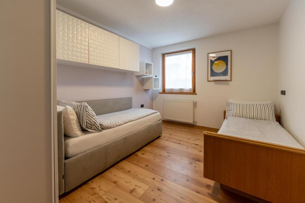 Casa Beba - Agenzia Dolomiti Affitti Apartment Cavalese Luaran gambar