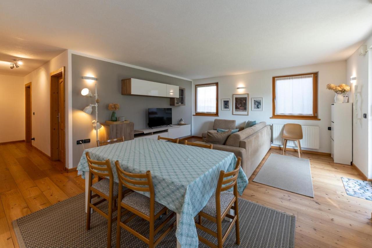 Casa Beba - Agenzia Dolomiti Affitti Apartment Cavalese Luaran gambar